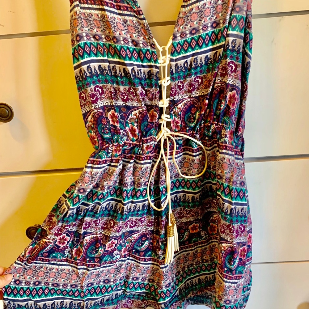 LF Patterned Romper - Picture 4 of 7